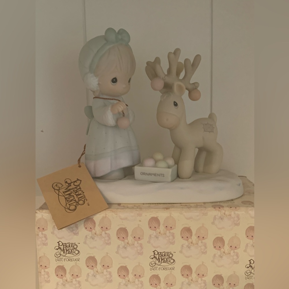 Precious Moments 1989 Merry Christmas Deer
522317 - Picture 8 of 9